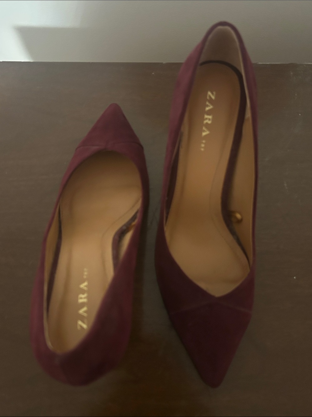Zara Burgundy Pointed Toe Suede Pumps - Picture 4 of 5